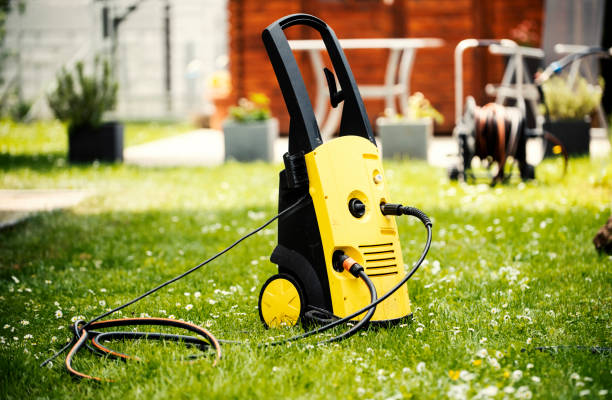 Best Vinyl Siding Pressure Washing in Fayetteville, NC